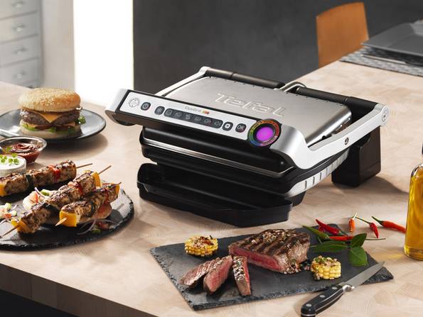 Kontaktgrill, Grillieren auf dem Balkon, Foto: Tefal